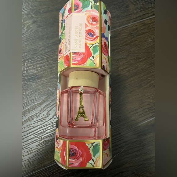 Reed diffuser vanilla and Rose - Picture 1 of 7